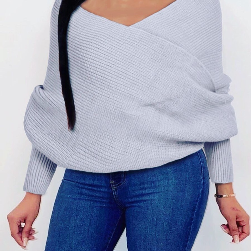Lesiure Cross-Over Design Grey Sweater